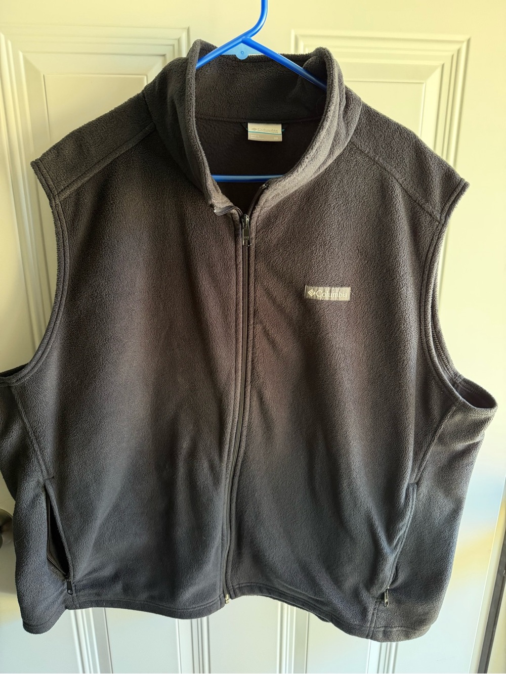 Columbia Men's Charcoal Gray Fleece Vest - Full Zip